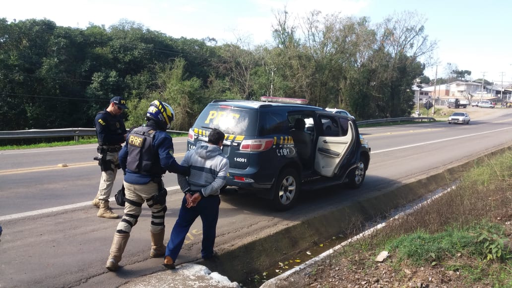 PRF prendeu homem com arma e munições esta manhã em São Marcos
