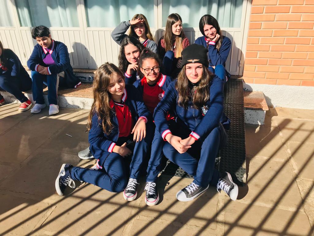 Alunos da rede municipal de Campestre receberam uniformes gratuitos