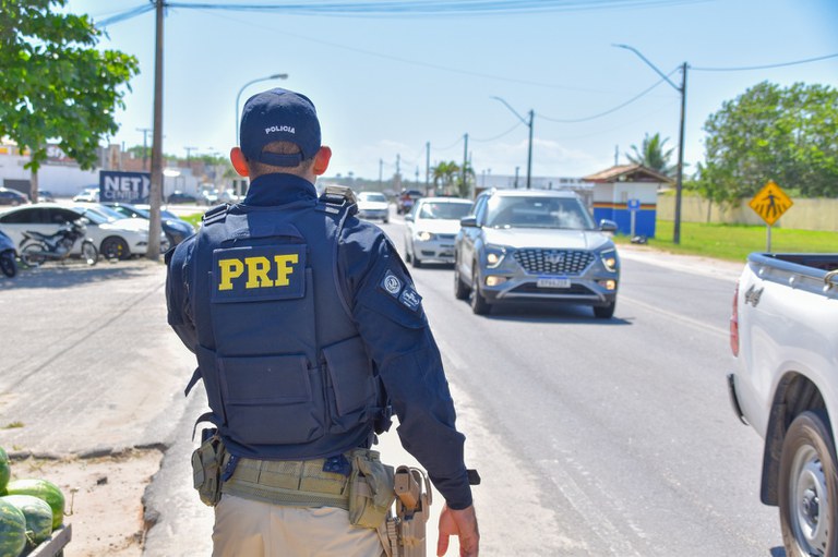 PRF inicia Operação Rodovida: Carnaval 2025 com reforço na fiscalização das rodovias