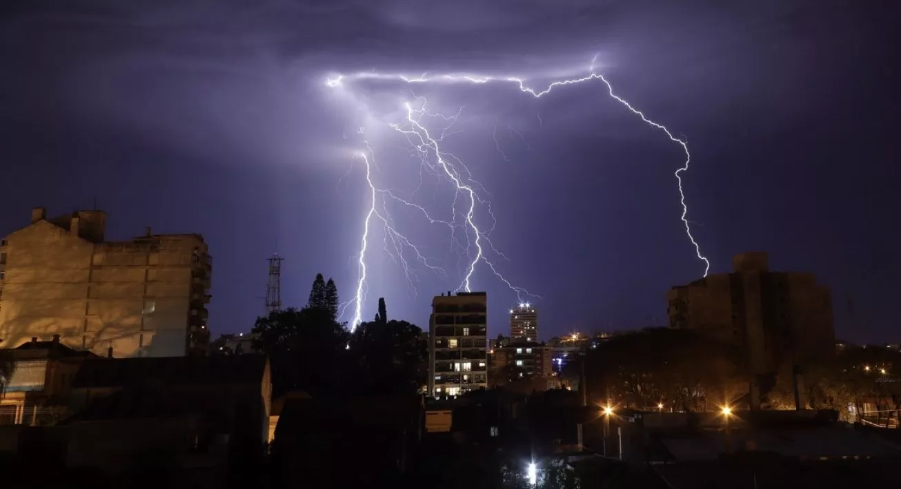 MetSul alerta para tempo severo com risco de granizo e vendavais no Rio Grande do Sul