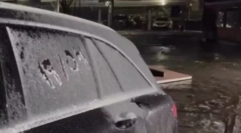 Neve caiu na Serra Catarinense nesta quarta em evento histórico para abril