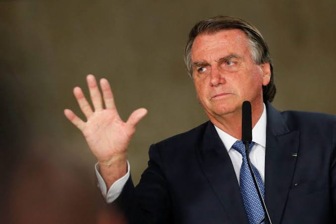 TSE inicia julgamento que pode levar à inelegibilidade de Bolsonaro