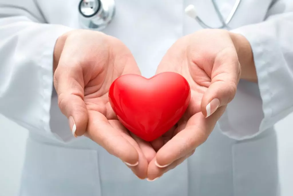 Mês de combate ao colesterol: alerta para a saúde cardiovascular