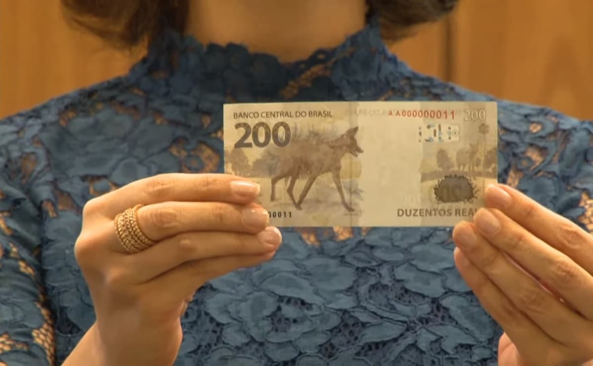 Defensoria Pública: Banco Central deve tirar notas de 200 reais de circulação