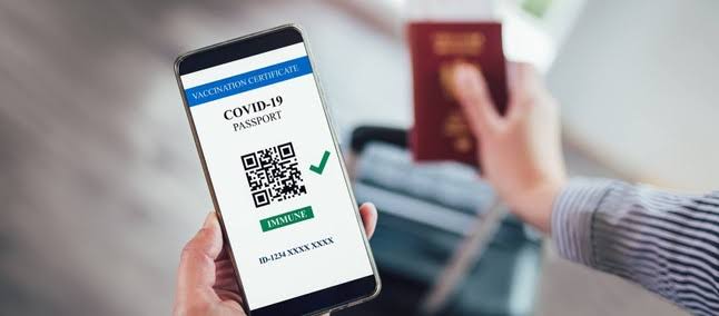 Governo anuncia quarentena de cinco dias para viajantes não vacinados