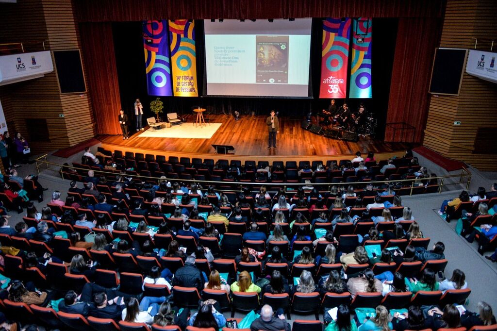 “O que faz sua equipe ficar?”: Fórum debate vínculos duradouros entre pessoas e organizações