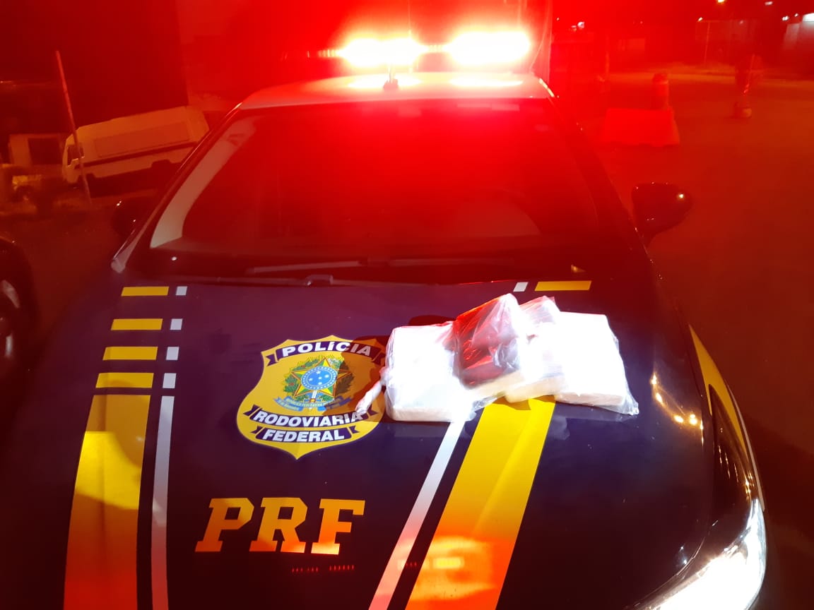 PRF prende dois traficantes e apreende mais de quatro quilos de cocaína em Caxias do Sul