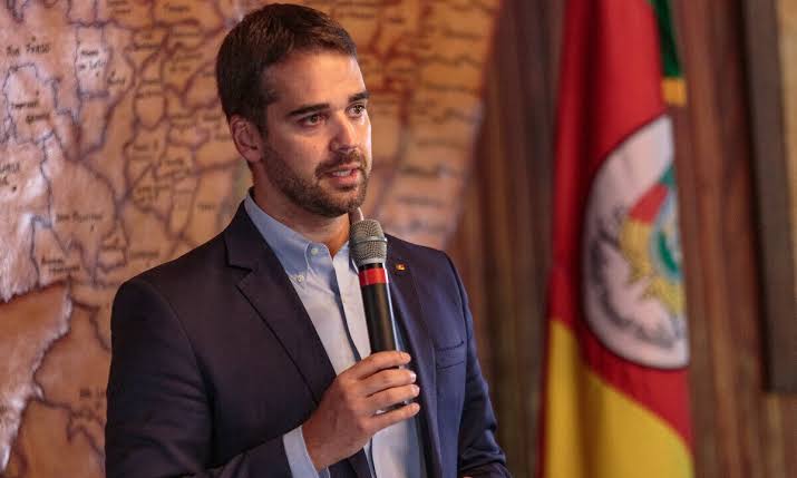 Eduardo Leite anuncia  renúncia ao mandato de governador do Rio Grande do Sul