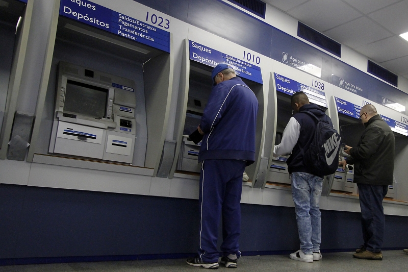 Bancos reabrem às 12h desta quarta-feira de Cinzas