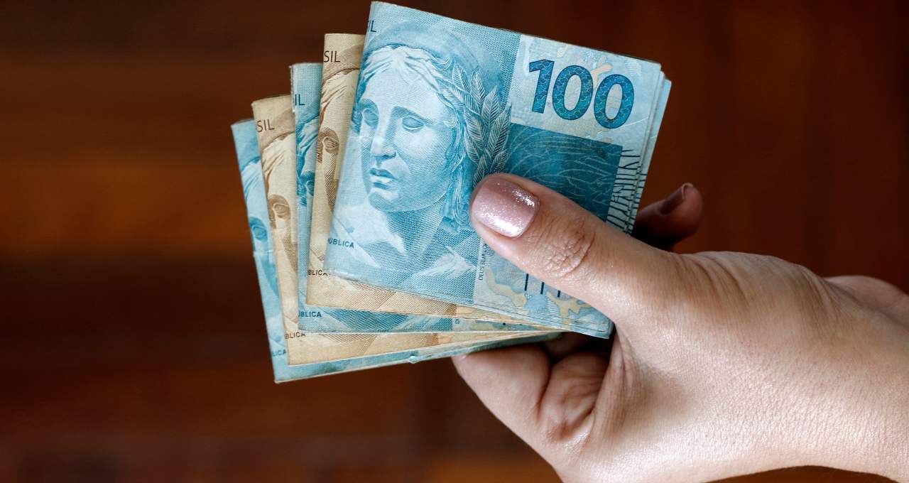 Segunda parcela do décimo terceiro deve ser paga até esta sexta-feira