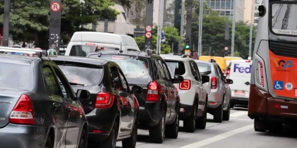 Mais de 220 mil proprietários terão dívida do IPVA 2025 enviada à Serasa a partir de domingo