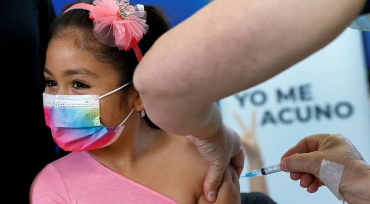 Primeiras doses de vacina contra a Covid-19 para crianças devem chegar ao Brasil em 13 de janeiro