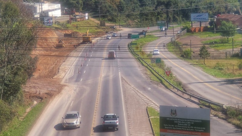 Avanço das obras da alça de Caxias exigem atenção dos motoristas na Serra
