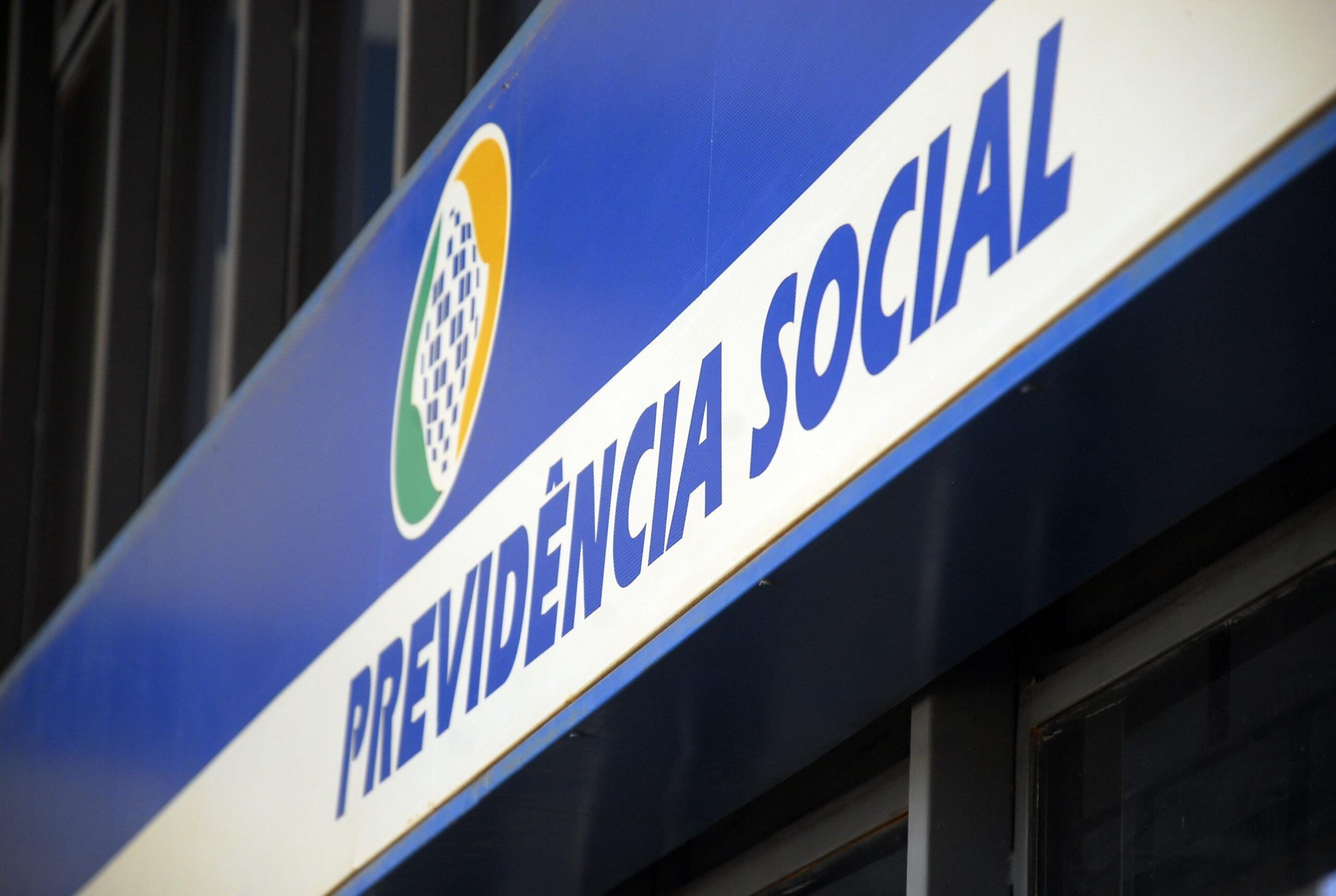 INSS começa a ligar hoje para segurados anteciparem perícia 