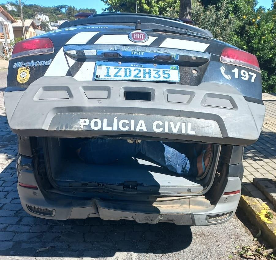 Polícia Civil de São Marcos prende foragido da Justiça