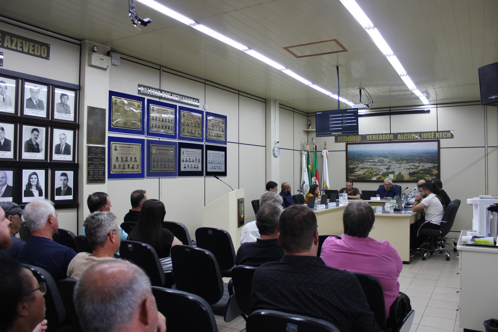 Câmara de Vereadores de São Marcos debate projetos e moções importantes na sessão desta noite