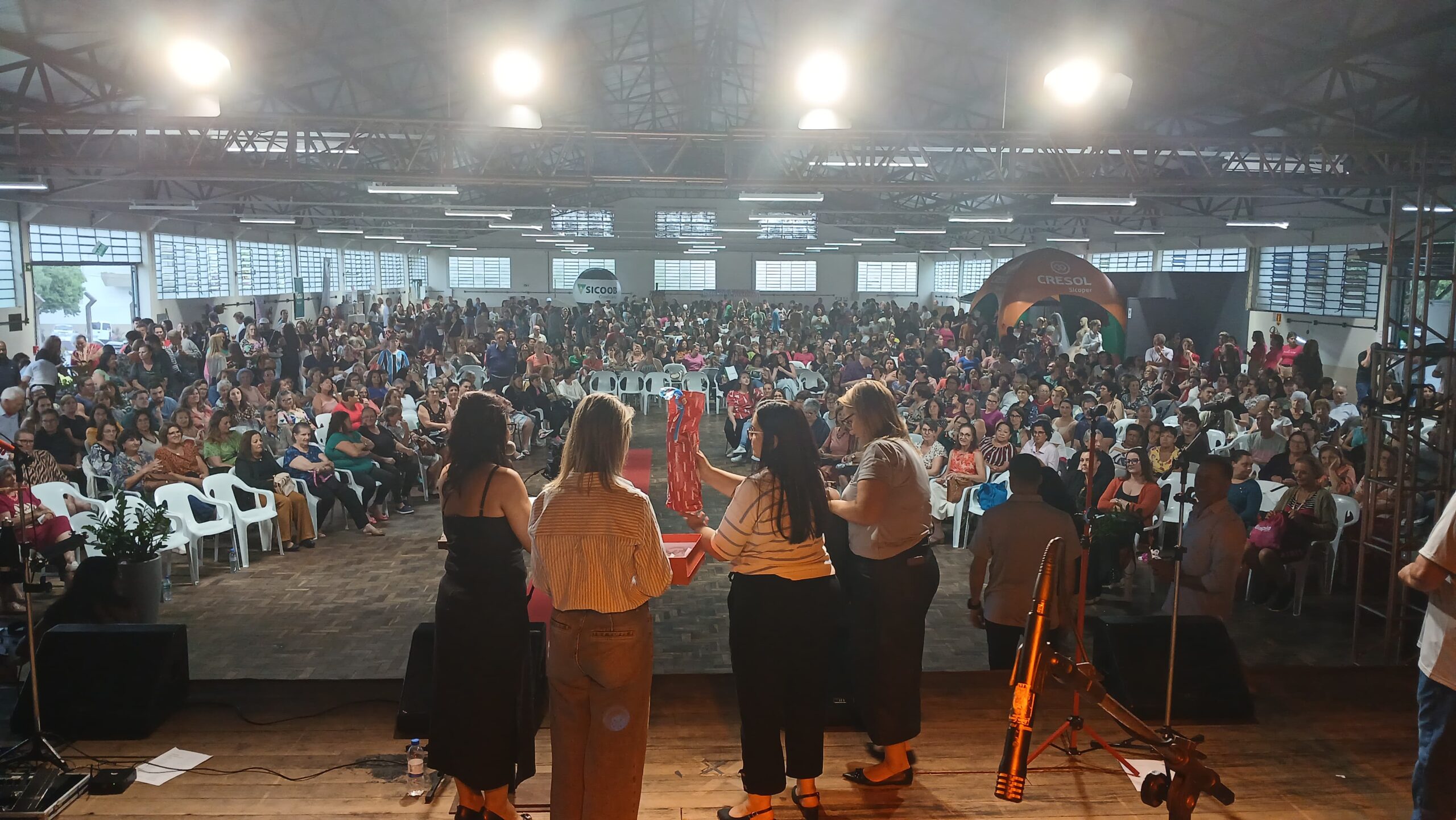 Mais de mil pessoas prestigiam evento ‘Elas Brilham’ em São Marcos
