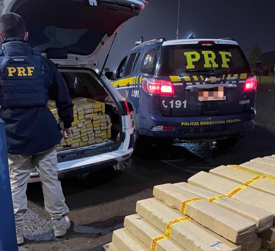 PRF prende traficante com aproximadamente 300 kg de maconha em Vacaria