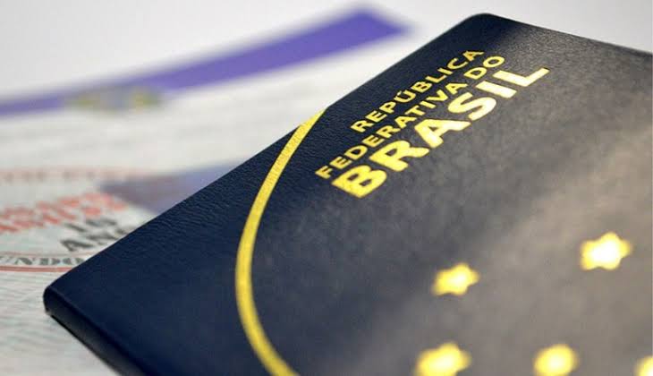 Polícia Federal anuncia normalização na emissão de passaportes