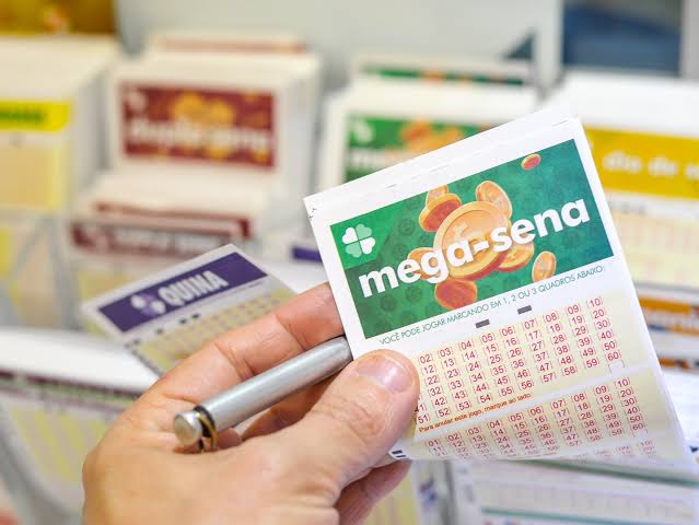 Mega-Sena pode pagar até R$ 3 milhões no sorteio desta quarta-feira (3)