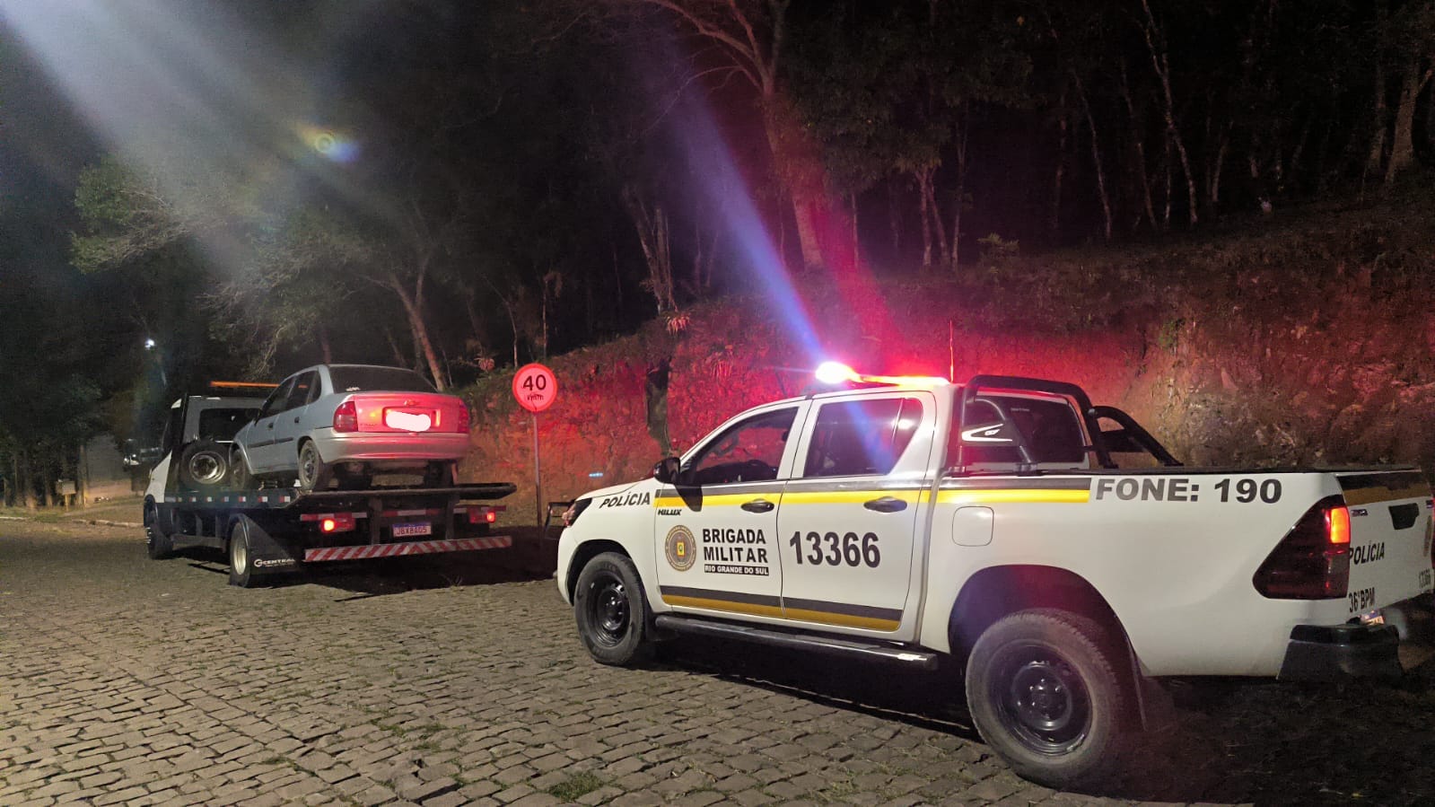Operação “Cerco Fechado” da Brigada Militar resulta em autuações e apreensão de veículo