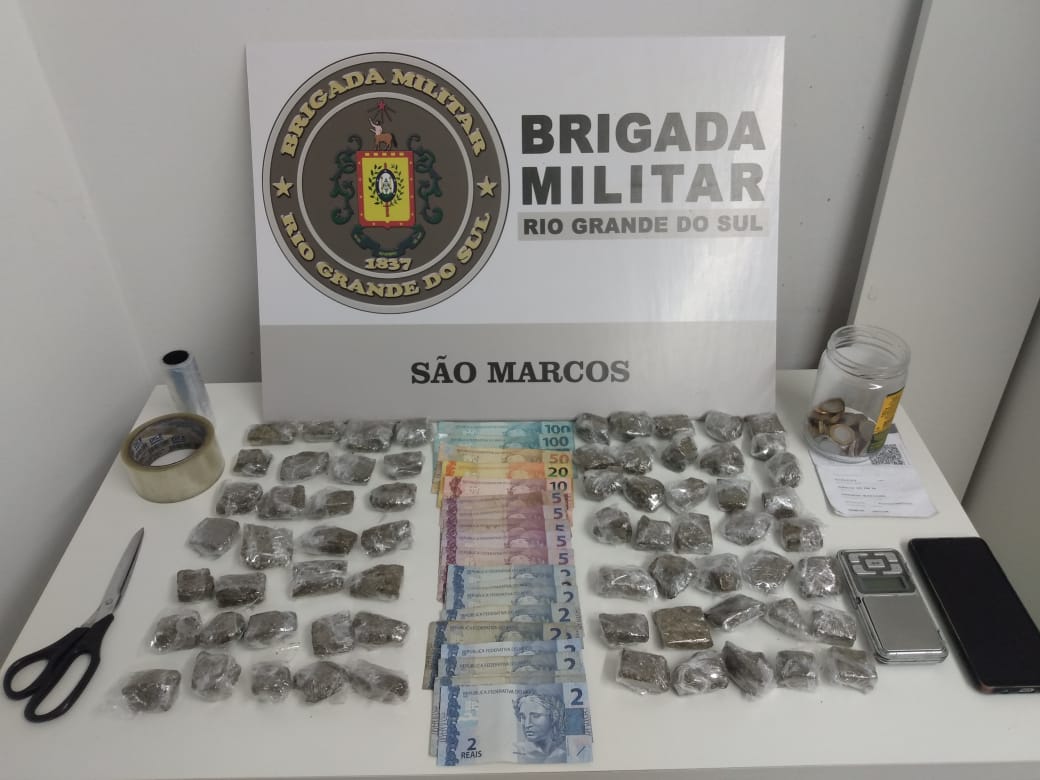Após ameaçar a esposa, homem é preso por tráfico de drogas em São Marcos