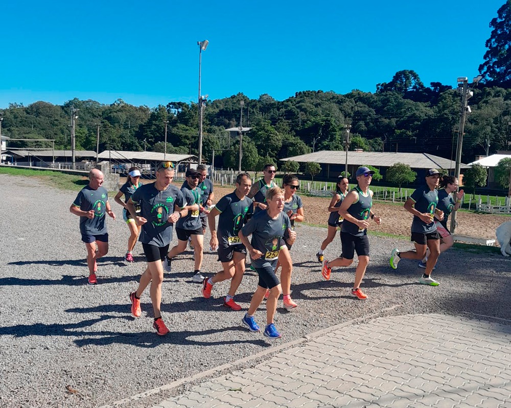 Rústica do Padroeiro reuniu atletas de diversas idades e cidades neste domingo em São Marcos