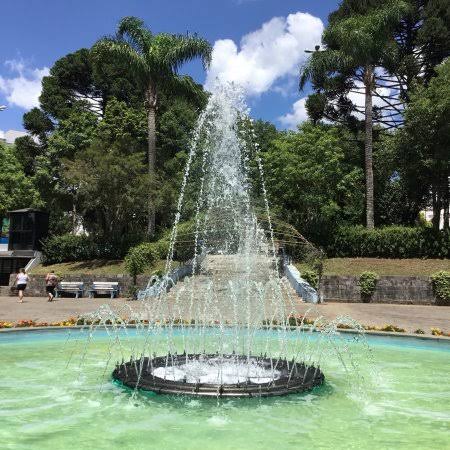 Calor aumenta com tardes de verão em junho antes da volta da chuva
