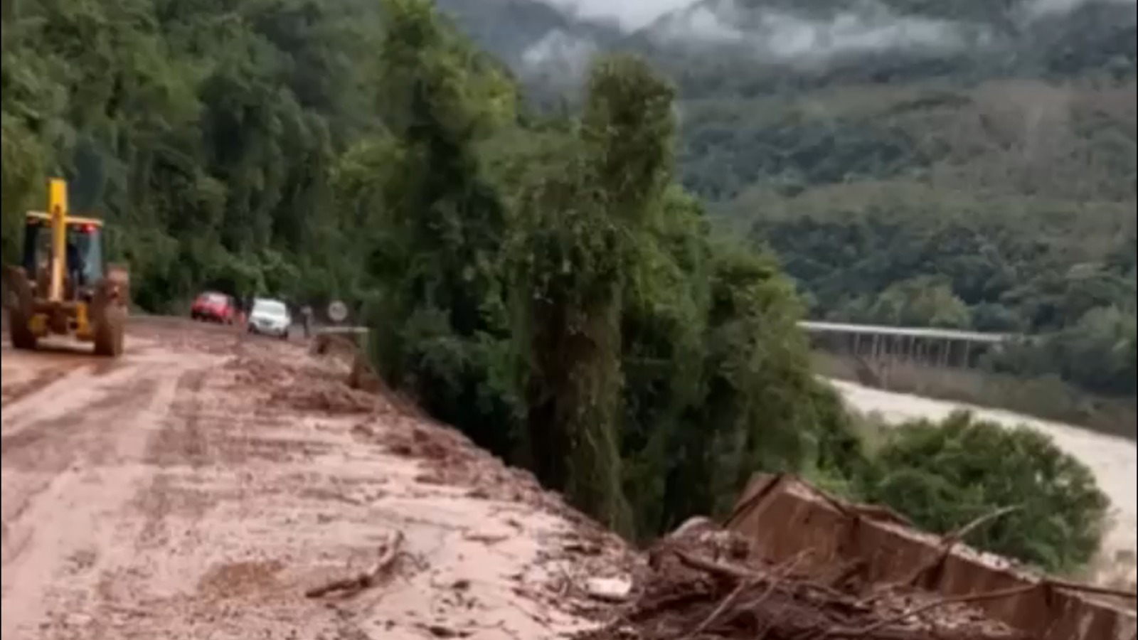 Após vistoria, DNIT atualiza situação na BR-116 em São Marcos e avalia liberação ainda esta semana