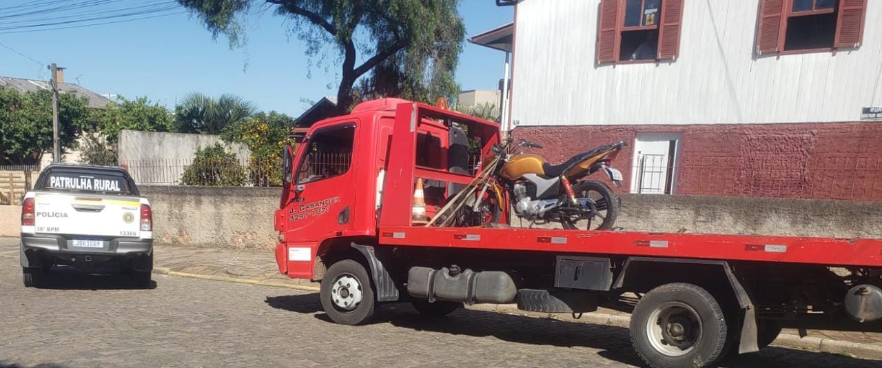 Motociclista foi preso por exibir manobras em via pública em São Marcos