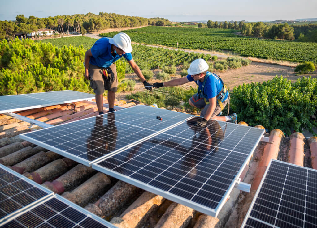 Brasil atinge 50 GW de energia solar e se torna o sexto maior do mundo