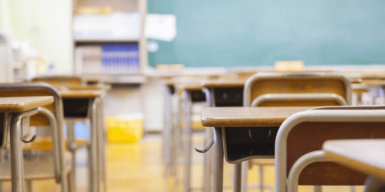 Confirmação de matrículas na rede estadual segue até 13 de janeiro diretamente nas escolas