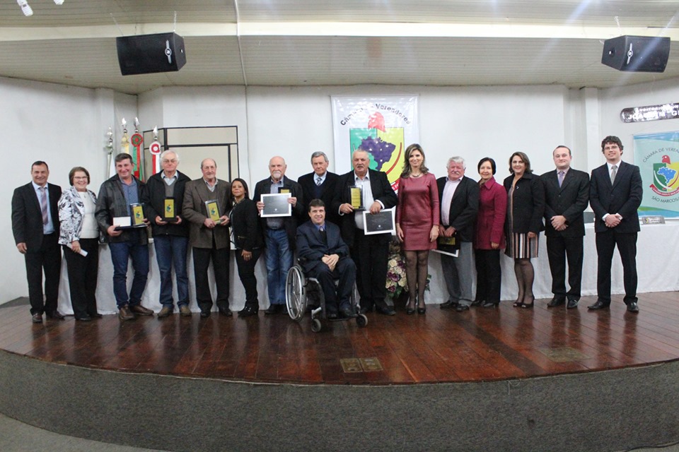 Motoristas e Agricultores são homenageados em Sessão Solene
