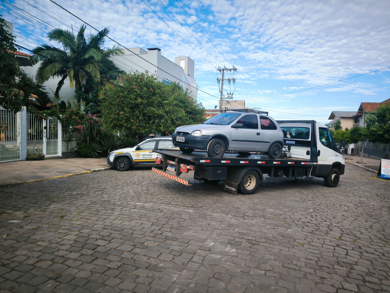 Veículo furtado em Caxias do Sul foi recuperado esta manhã em São Marcos
