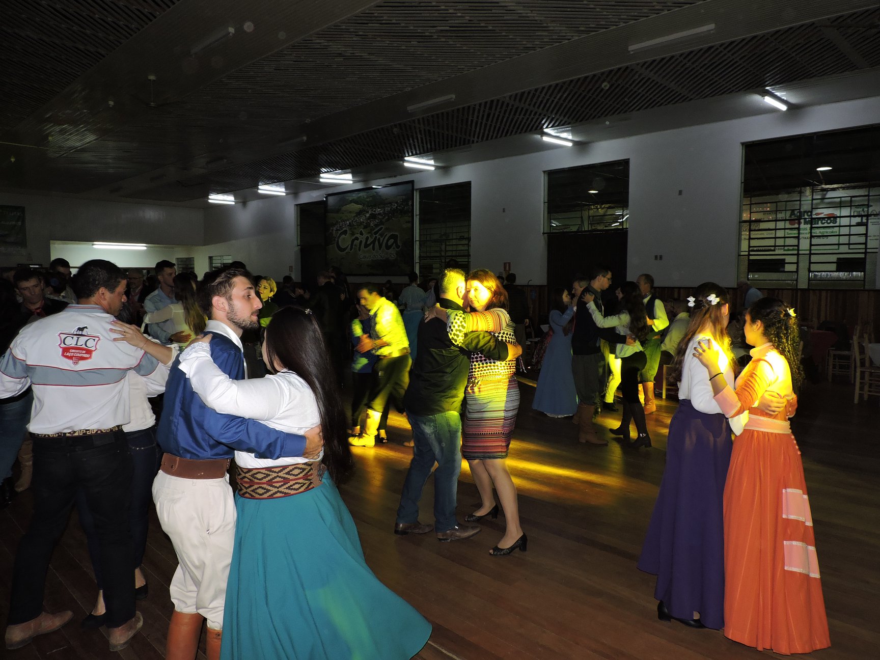 Banda Passarela anima noite jovem da Festa do Divino nesta quinta-feira