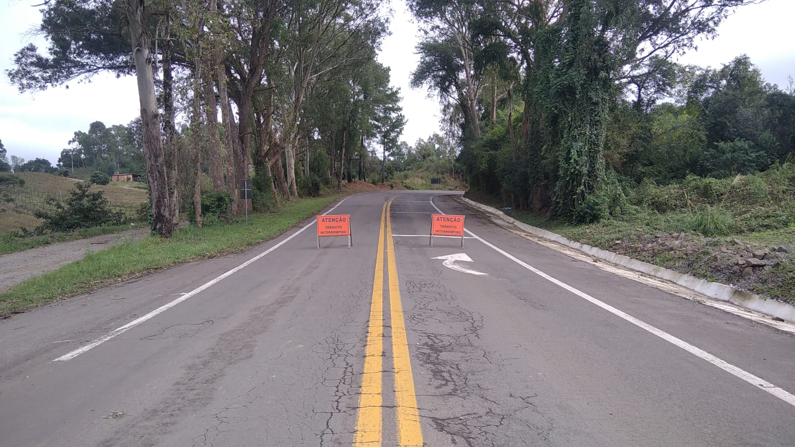 Confira pontos de bloqueios totais e parciais nas estradas da Serra Gaúcha nesta sexta-feira
