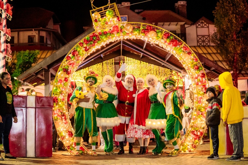 Nova Petrópolis encanta com a Magia do Natal: cidade ganha brilho especial com luzes e programação cultural