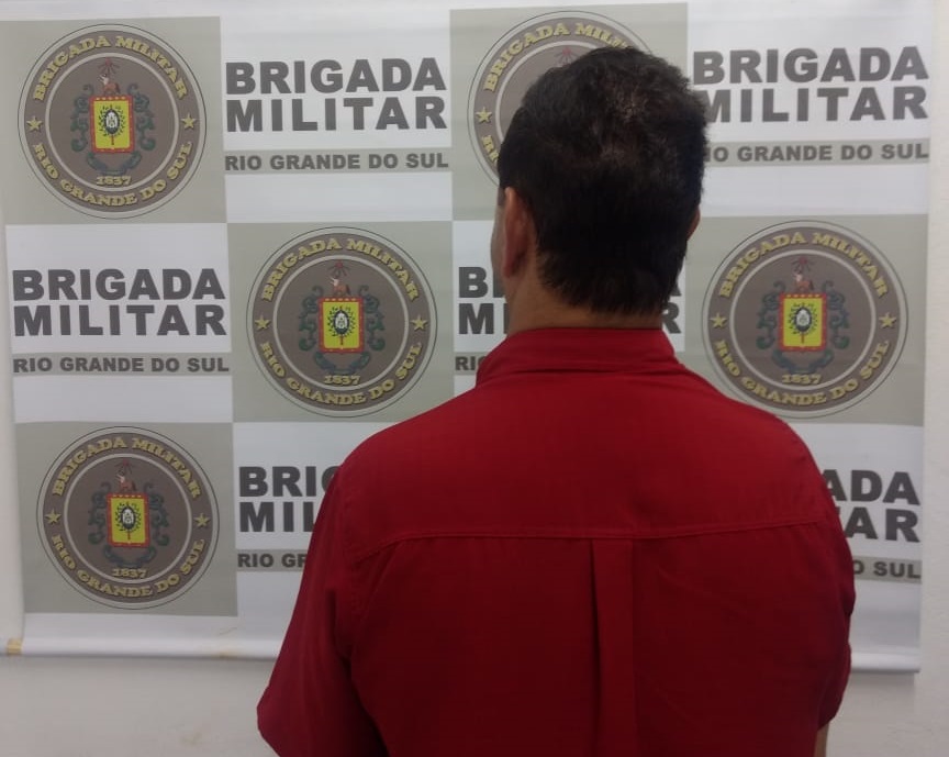 Condutor embriagado se envolveu em acidente nesta quinta (7)