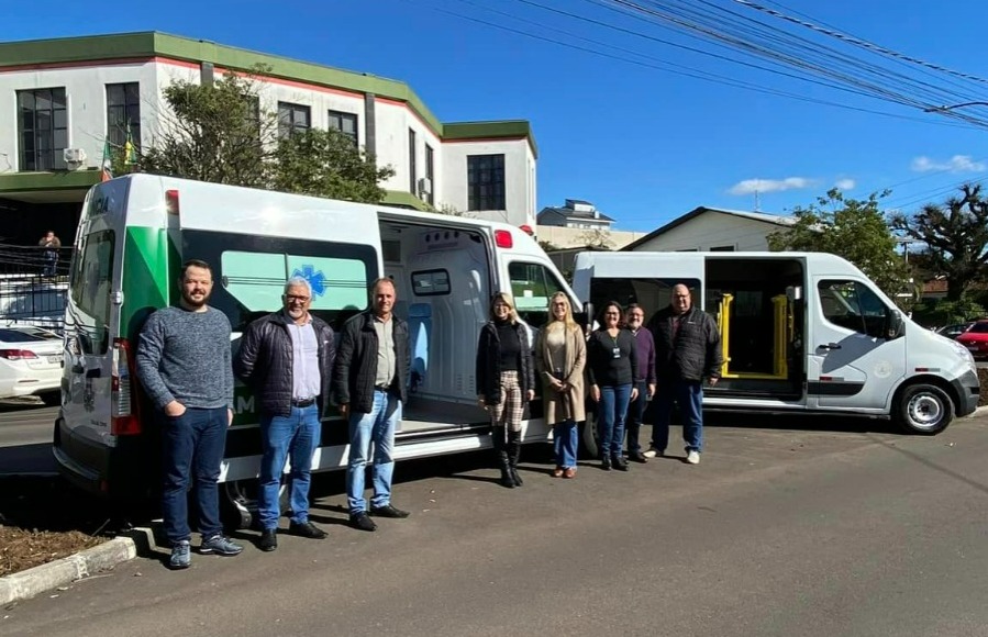 Prefeitura de São Marcos amplia a frota da saúde e investe em transporte adaptado para cadeirantes