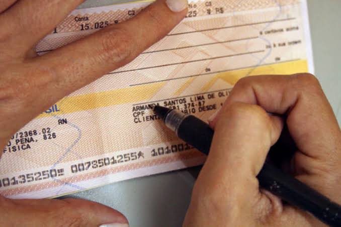 Cheques adotarão um novo padrão a partir do dia 2 de outubro