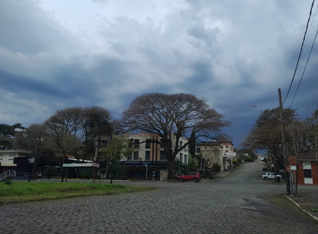 Instabilidade provoca chuva em parte do Estado nesta terça-feira