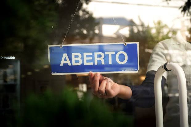Comércio pode funcionar no feriado da Proclamação da República