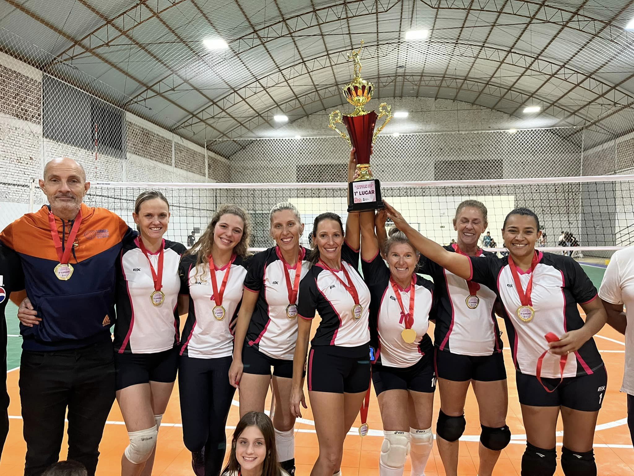 Viva Vôlei conquista bicampeonato no Torneio de Vôlei do Dia da Mulher em São Marcos