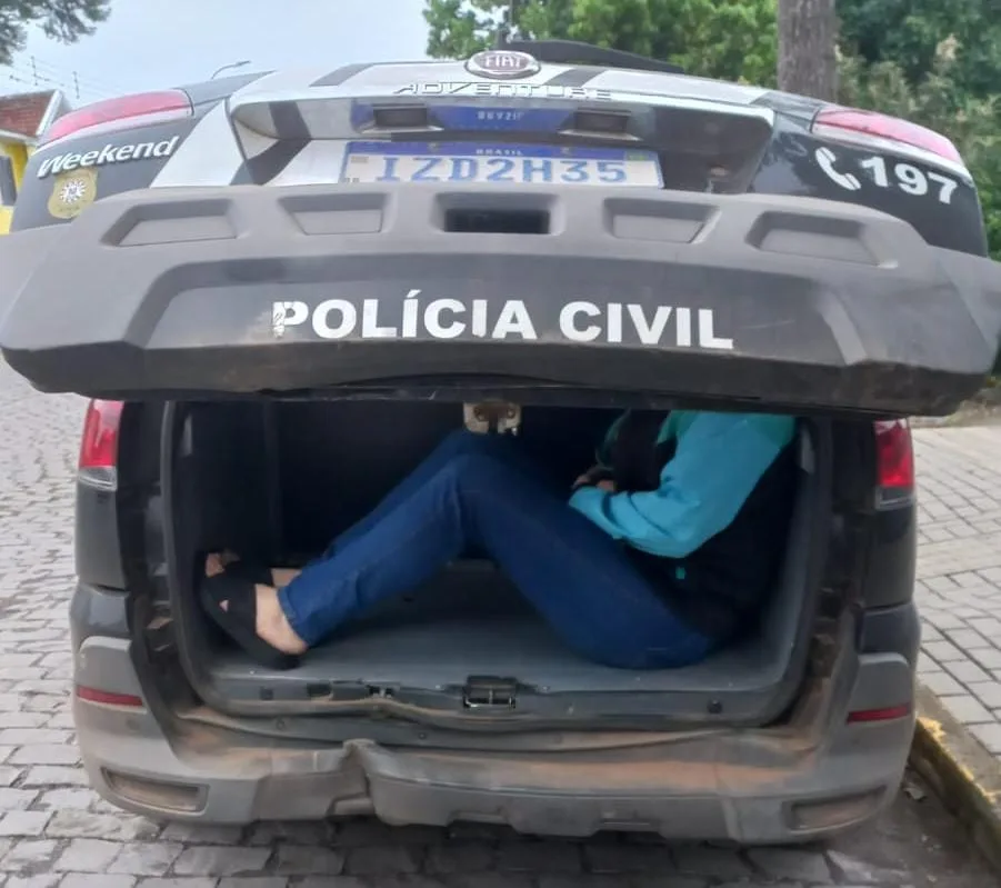 Ação integrada entre Polícia Civil de São Marcos e Tapejara prende mulher foragida por tráfico de drogas