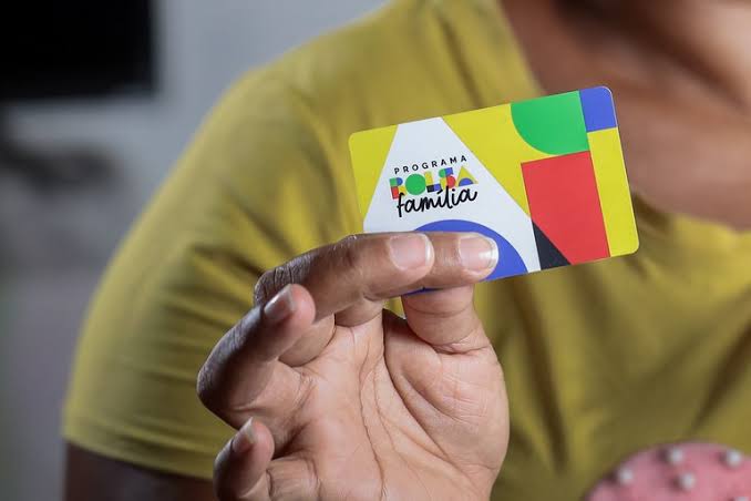 Caixa conclui pagamento do novo Bolsa Família de outubro