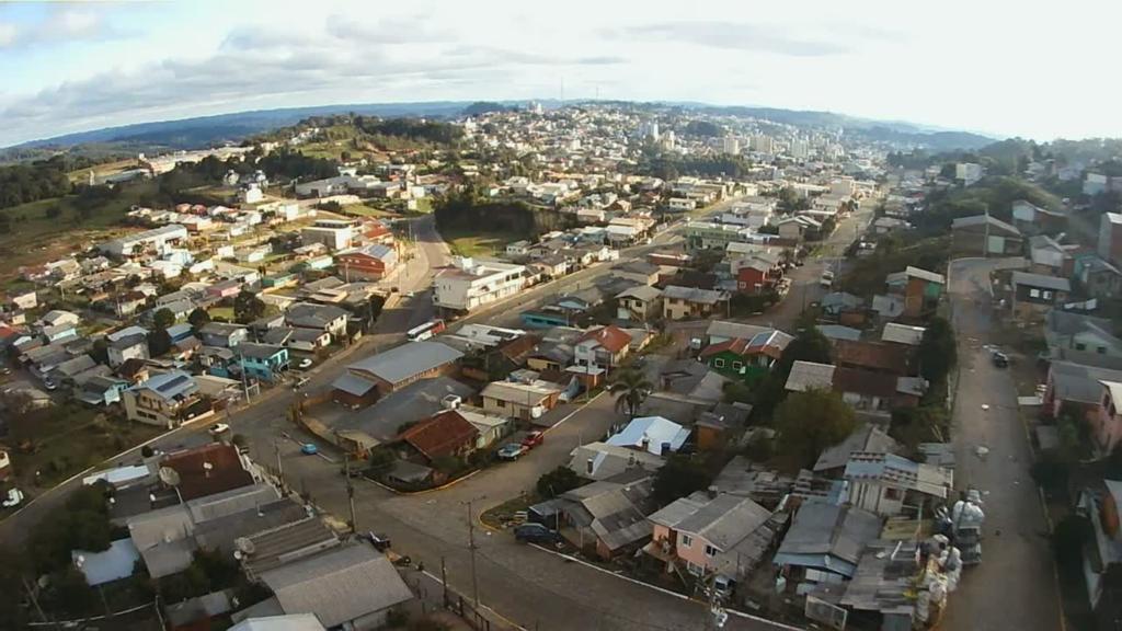 Segunda-feira terá amanhecer frio e chuva em pontos isolados