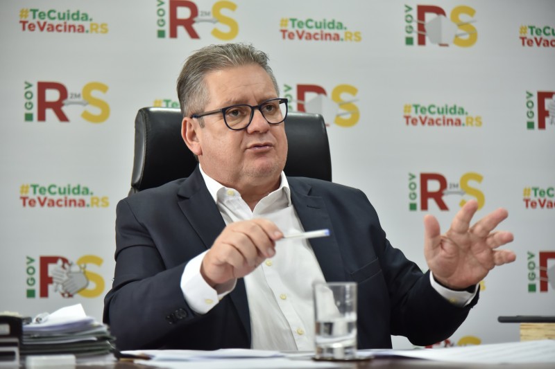 Estado emite avisos para todas as regiões Covid após aumento de casos