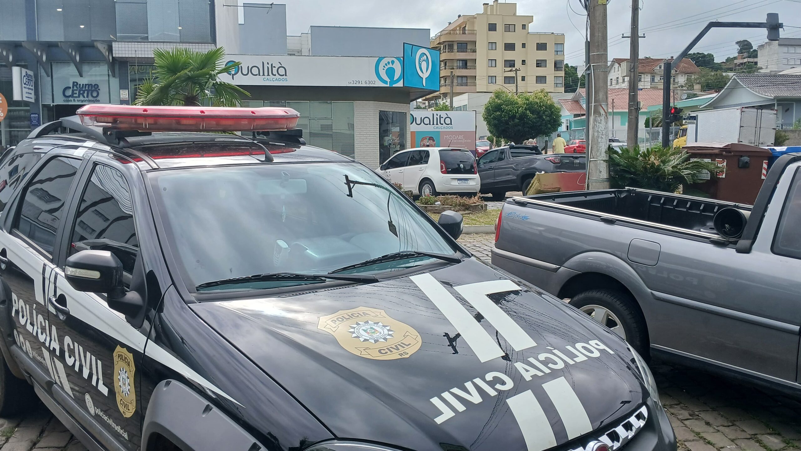 “Parece que o culpado por ter sido roubado sou eu”, lamenta empresário que teve loja de calçados furtada
