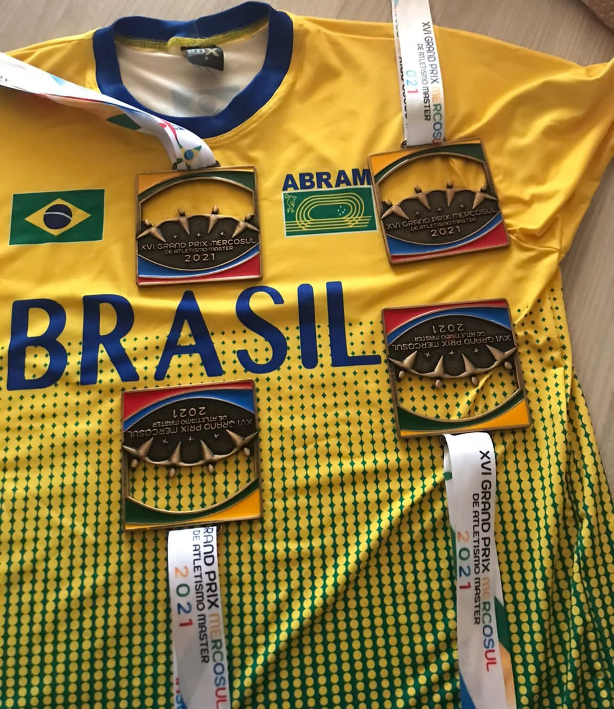 Atleta são-marquense conquista ouro em 4 modalidades em prova internacional de atletismo