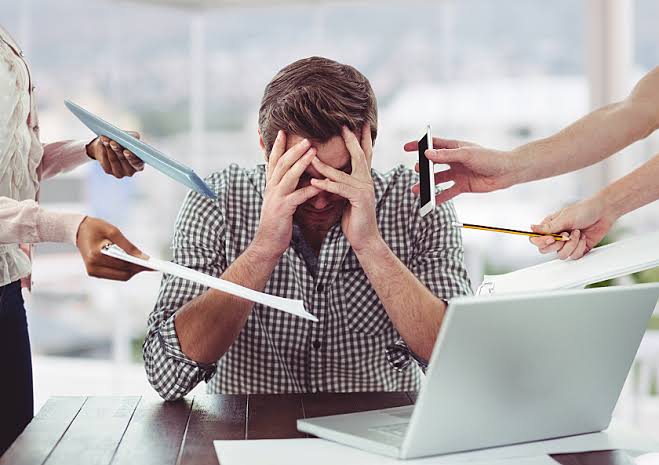 Síndrome de burnout: precisamos cuidar da saúde mental dos profissionais